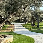 Peristerionas Estate