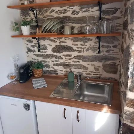 Peristerionas Estate Apartman *