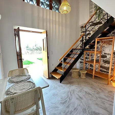 Peristerionas Estate * Kárisztosz